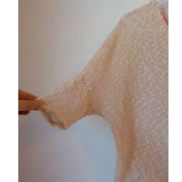 Jessica Simpson Elinah Pink Knit Top Women Sz XS Gold Glitter V-Neck Half Sleeve - Picture 5 of 10